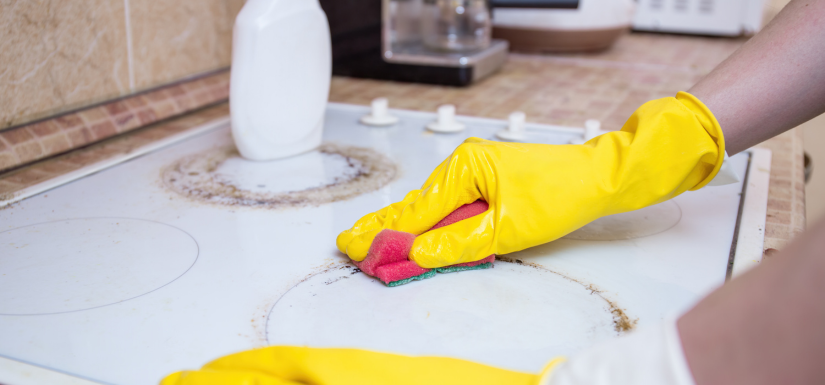 Garages cleaning gloves.