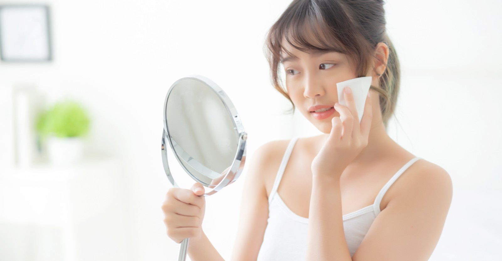Cotton Gauze in use during a Facial Treatment