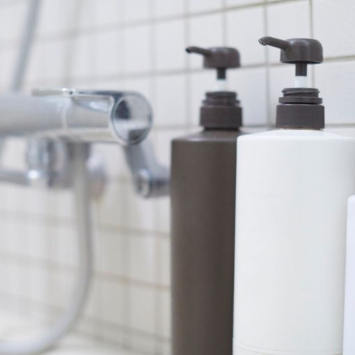 Shampoo Makes Hair Shiny and Smooth