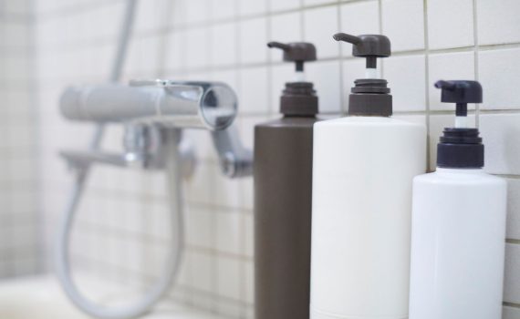 Shampoo Makes Hair Shiny and Smooth