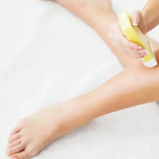 Strawberry Roll-On Wax at Home