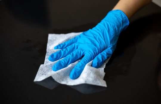 alcohol hand sanitising wipes