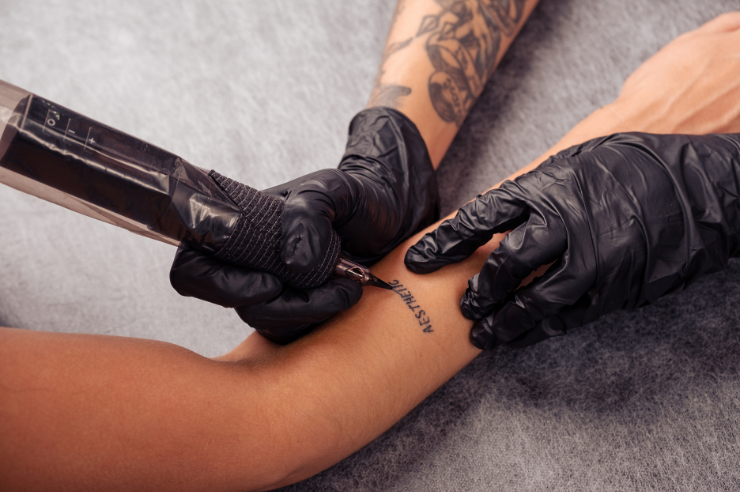 Black Nitrile Gloves