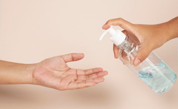 hand sanitiser alcohol gel​