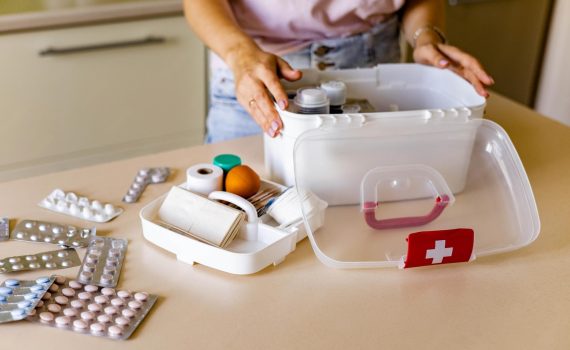 auto first aid kit​