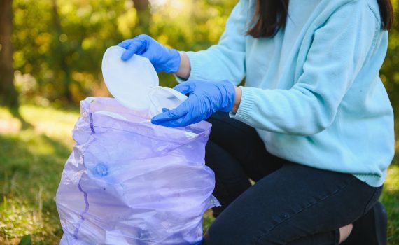 purple cytotoxic waste bag