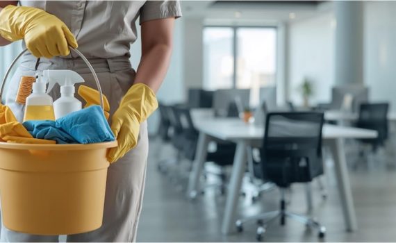 commercial cleaning supplies