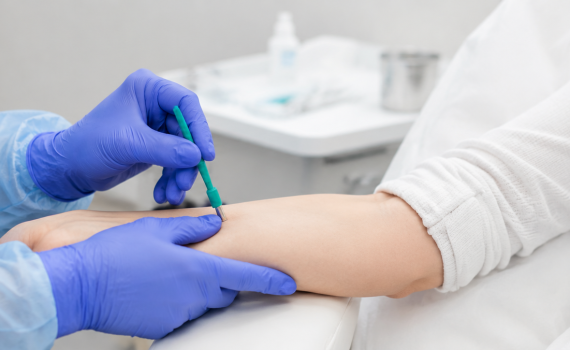 Minor Skin Procedure in a Clinical Setting
