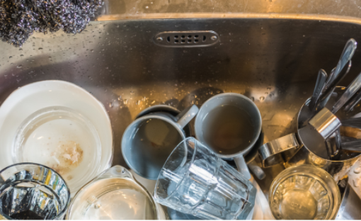 Dirty kitchen sink