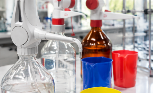 Laboratory dispensing bottles used for controlled liquid handling and storage